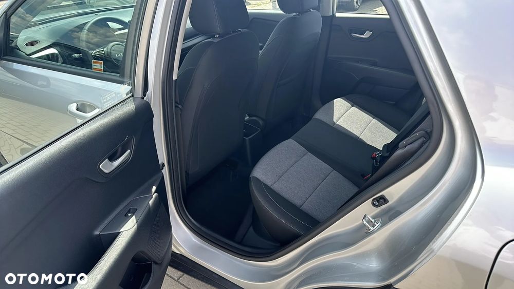 Kia Stonic 1.2 M - 12