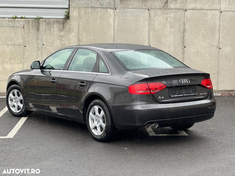 Audi A4 2.0 TDI DPF Ambiente - 4