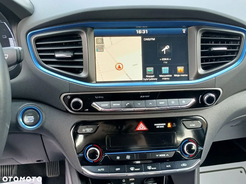 Hyundai IONIQ - 26