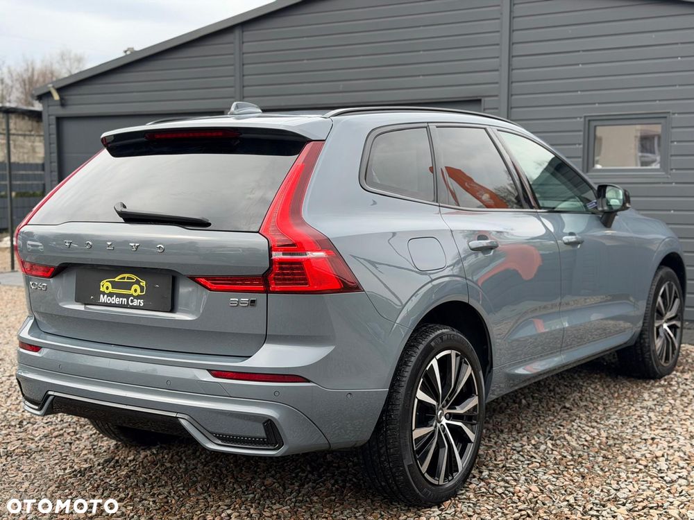 Volvo XC 60 B5 B AWD Ultimate Dark - 11