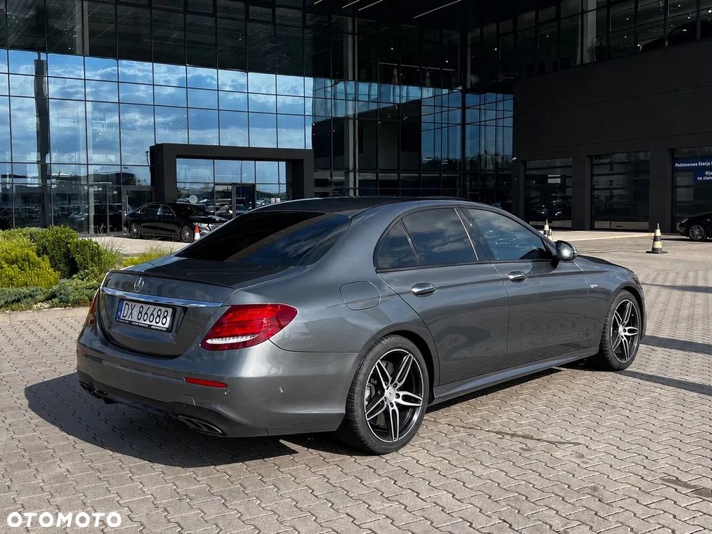 Mercedes-Benz Klasa E 43 AMG 4-Matic - 8