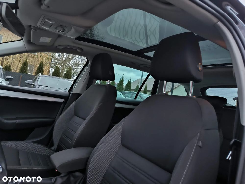 Skoda Octavia 1.6 TDI DSG Premium Edition - 8