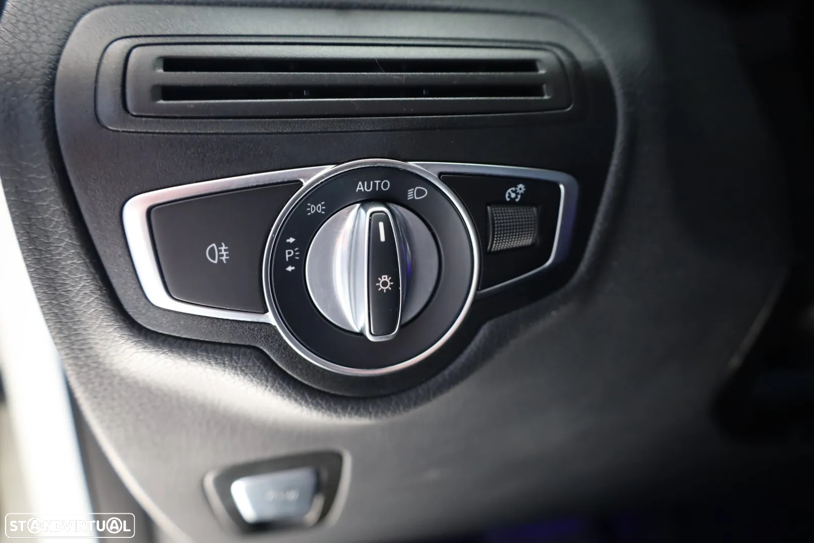 Mercedes-Benz GLC 200 d 4Matic 9G-TRONIC Exclusive - 35