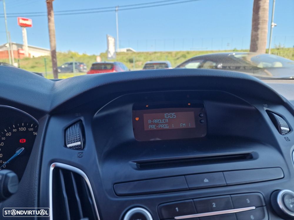 Ford Focus 1.0 SCTi Trend - 26