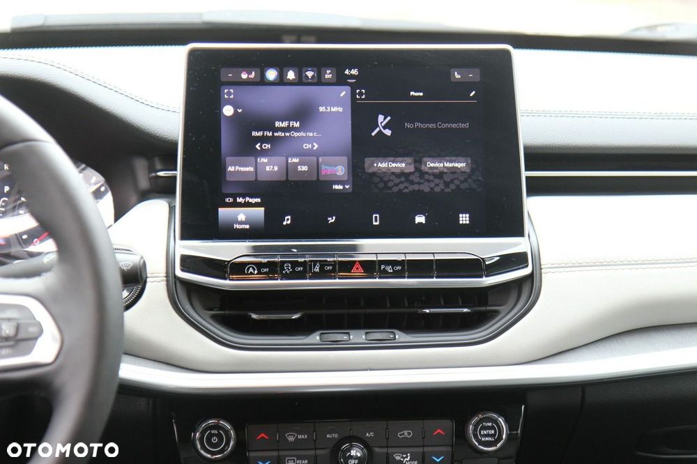 Jeep Compass - 16