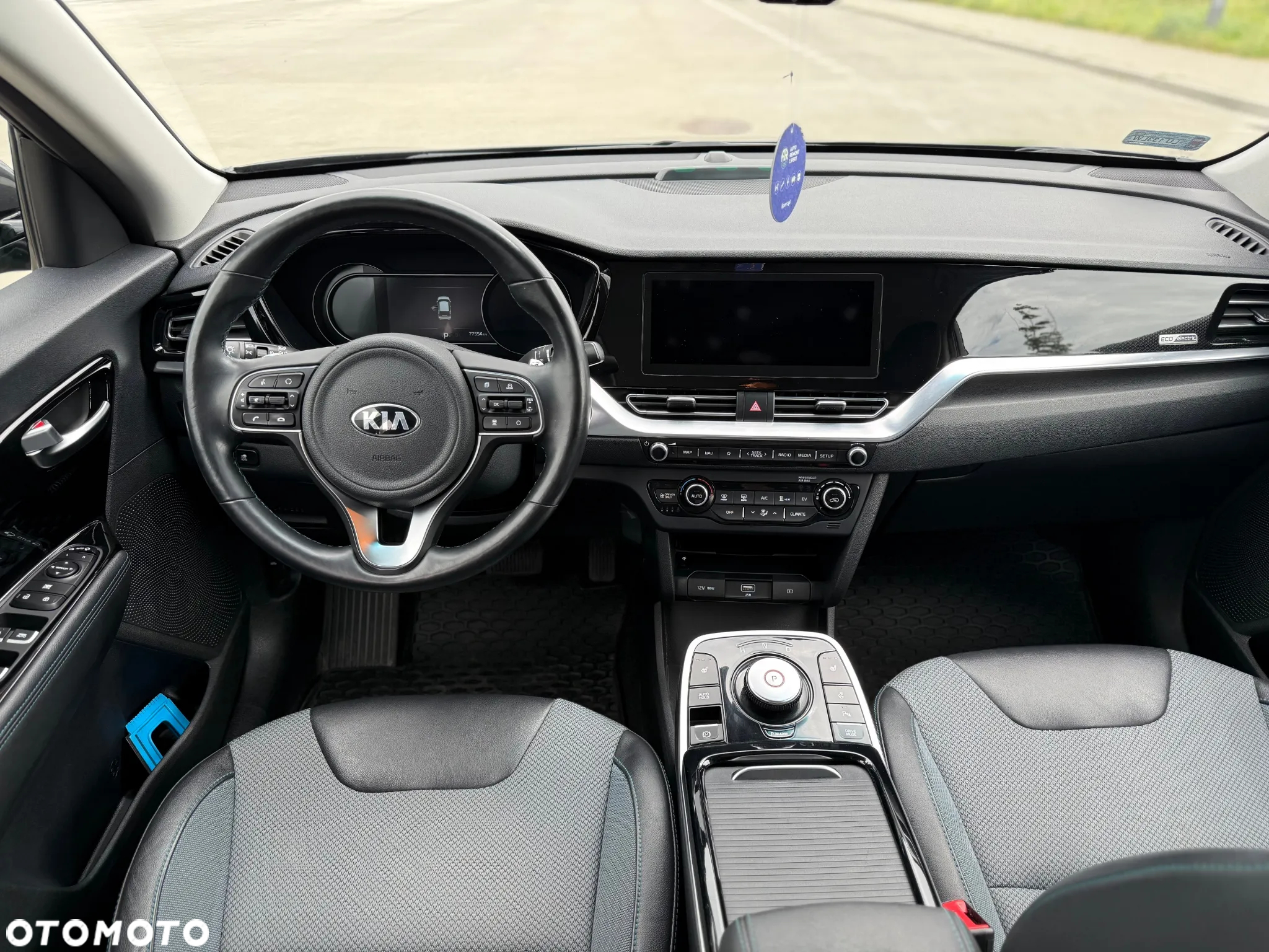 Kia Niro e-Niro 64kWh L - 8