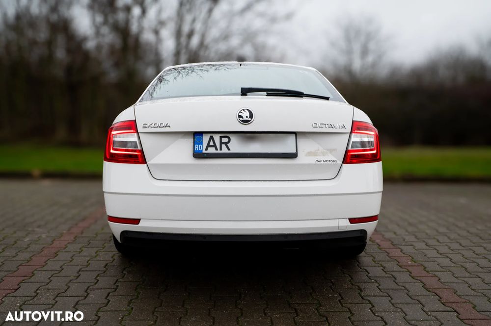 Skoda Octavia - 8
