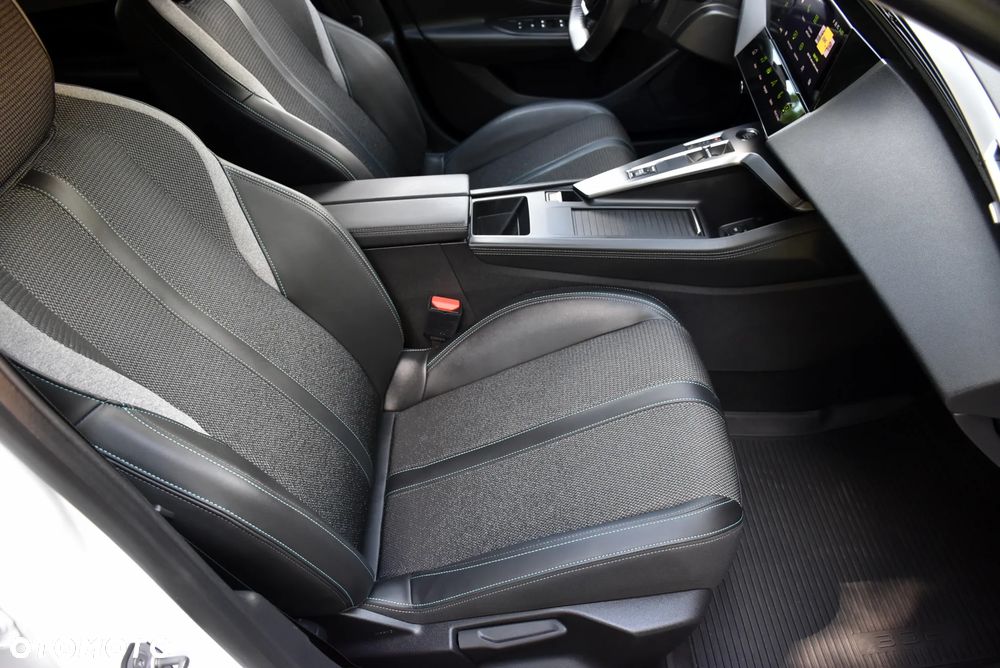 Peugeot 308 BlueHDi 130 EAT8 Stop & Start Allure Business-Paket - 22