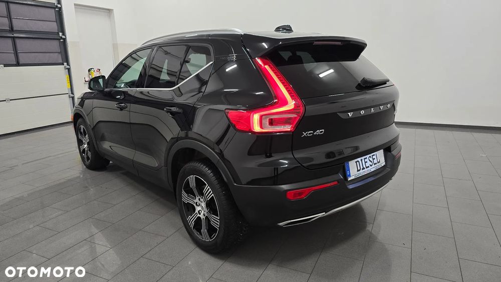 Volvo XC 40 D4 AWD Inscription - 4