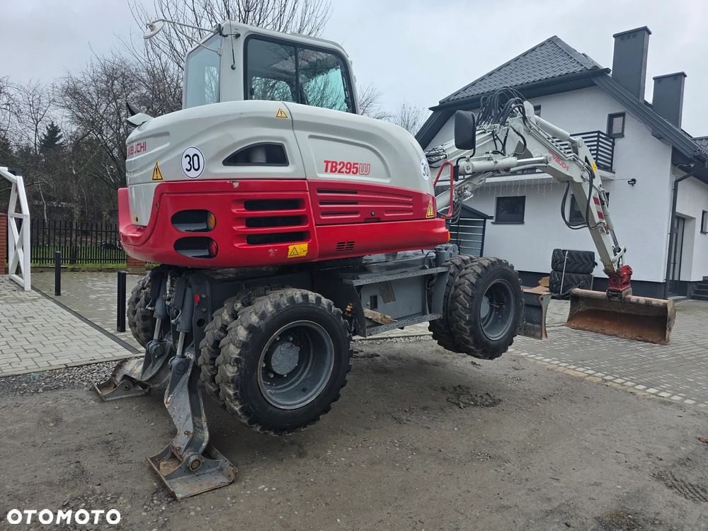 Takeuchi TB 295W Powertilt - 15