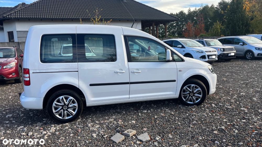 Volkswagen Caddy Maxi Comfortline BMT - 6
