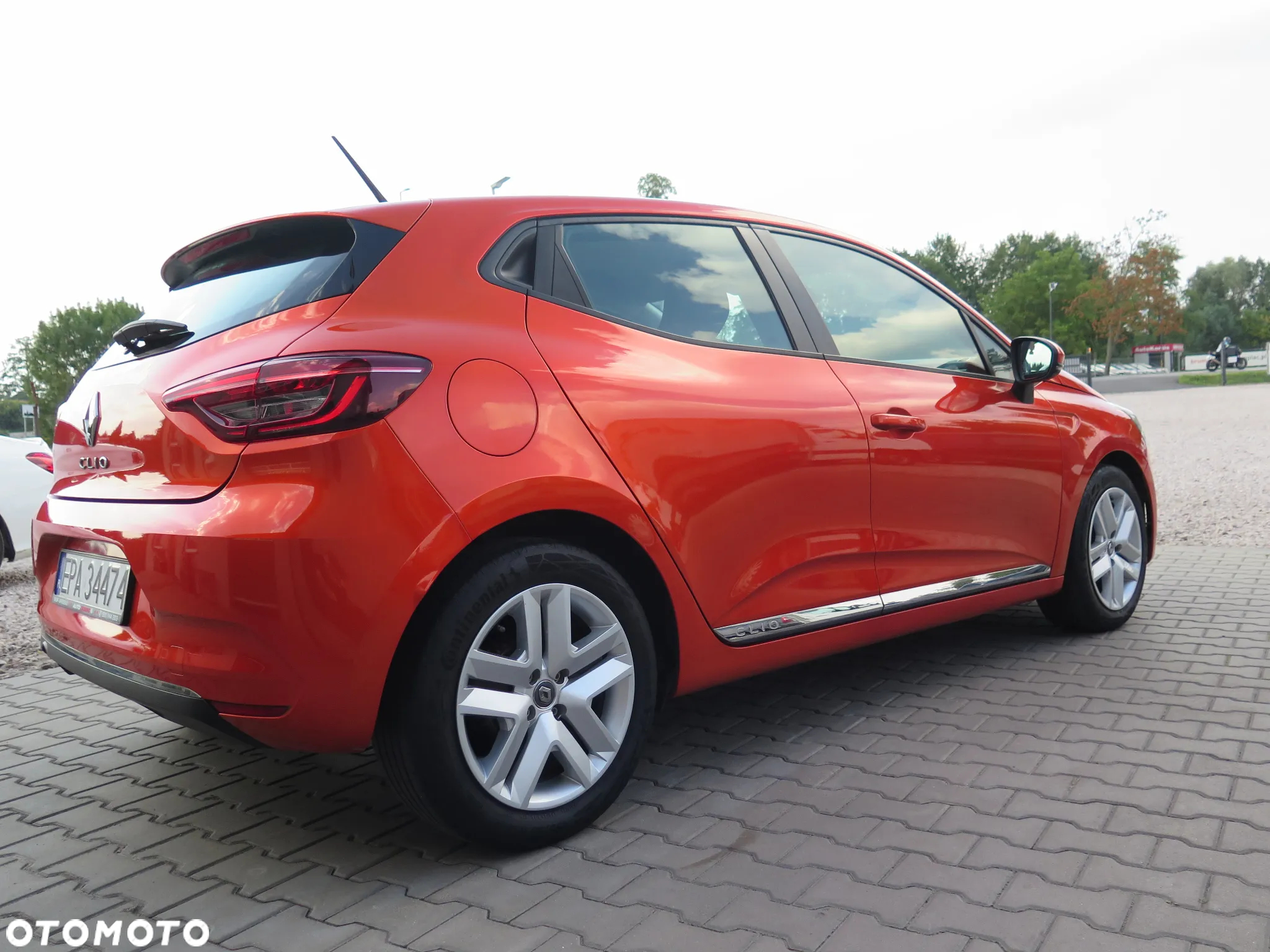 Renault Clio - 8