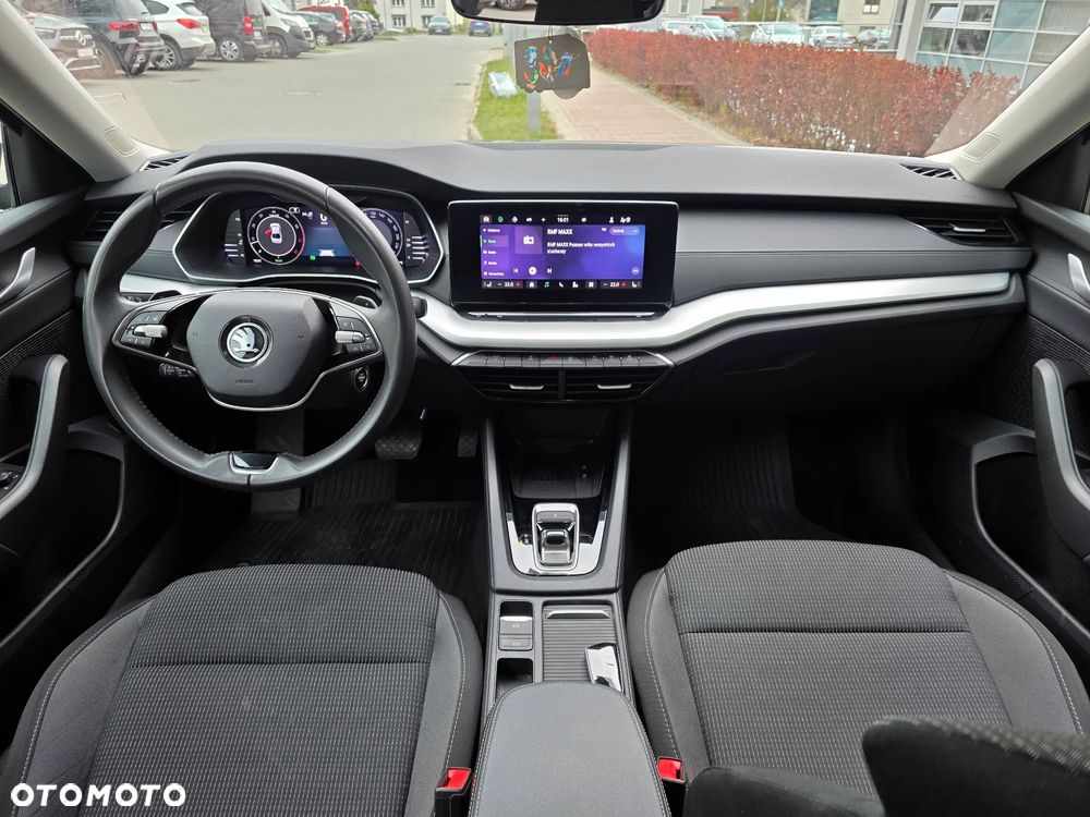 Skoda Octavia 1.5 TSI mHEV Business DSG - 22