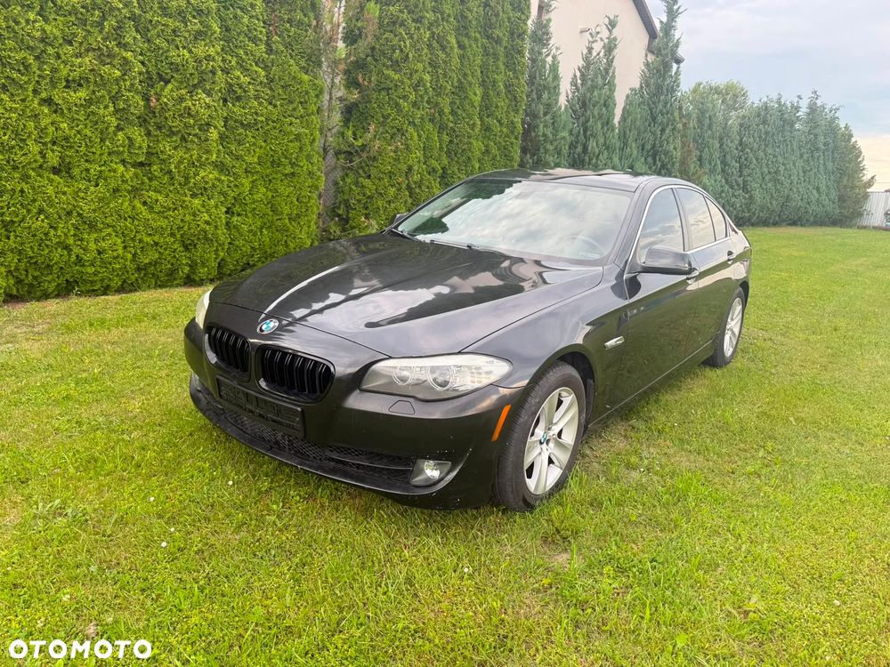 BMW Seria 5 528i xDrive - 2