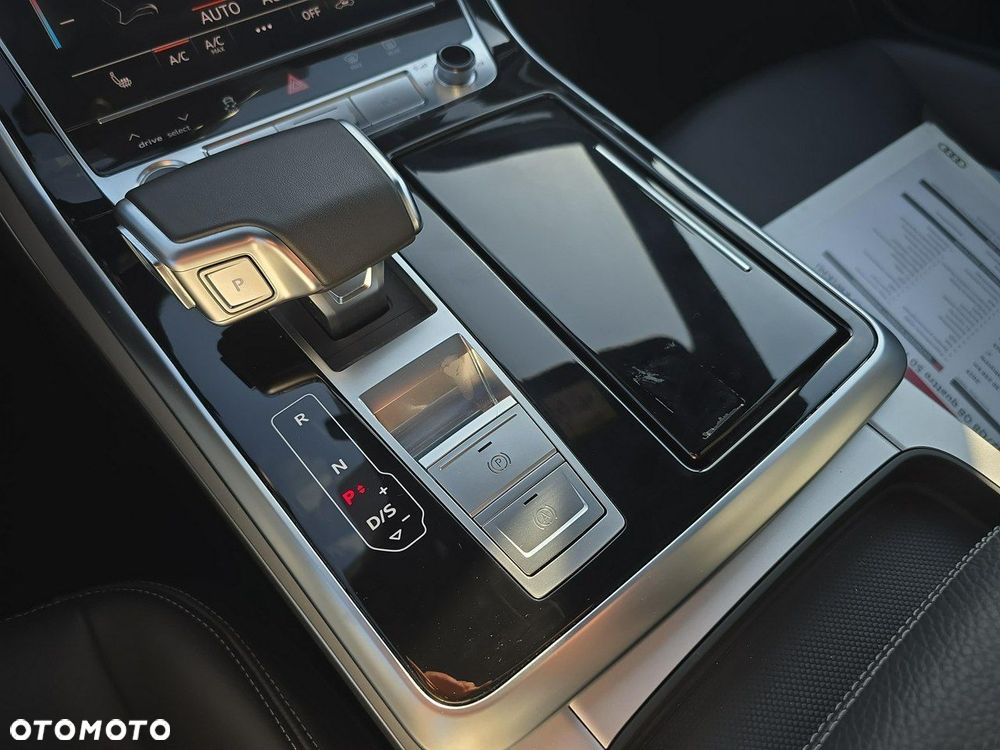 Audi Q8 50 TDI quattro tiptronic - 13