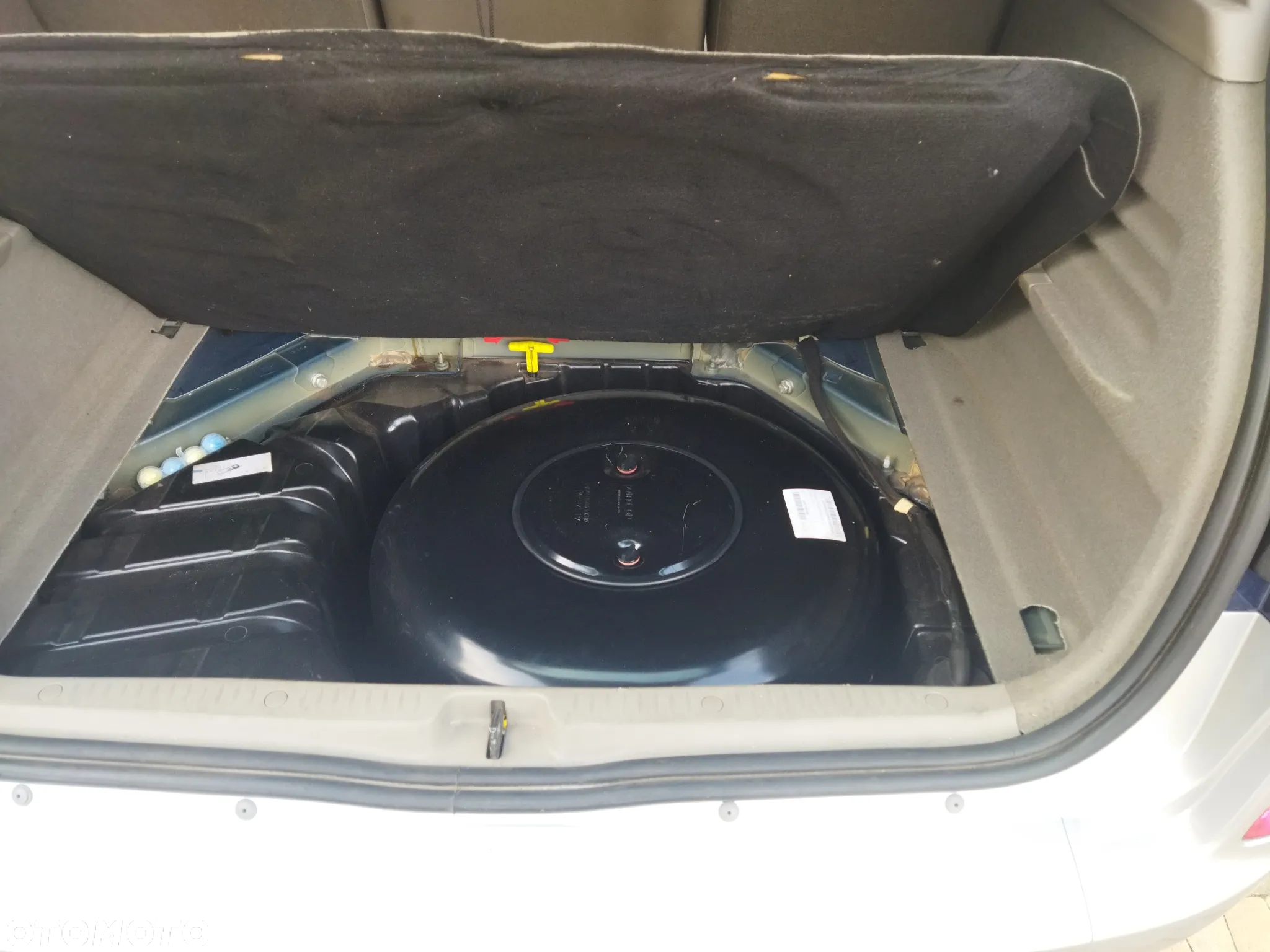 Renault Scenic 1.6 Exception - 14