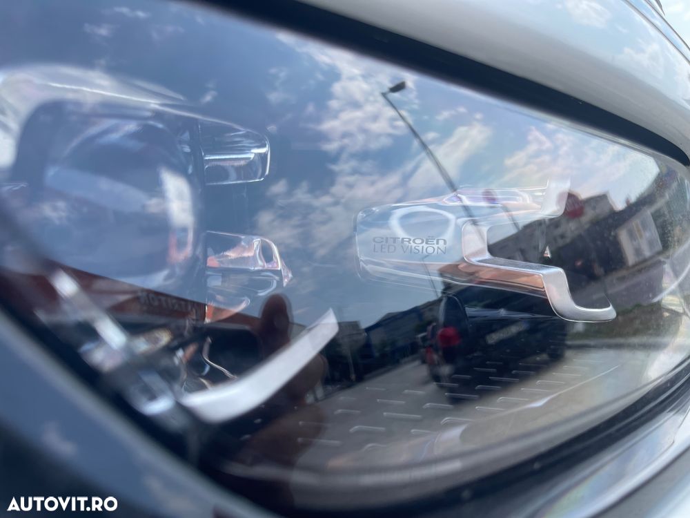 Citroën C5 Aircross 1.6 PureTech S&S EAT8 Shine - 21