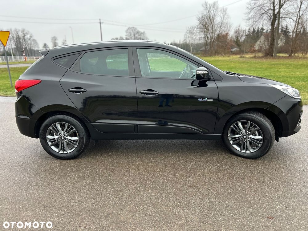 Hyundai ix35 1.7 CRDi 2WD blue Finale Silver - 10