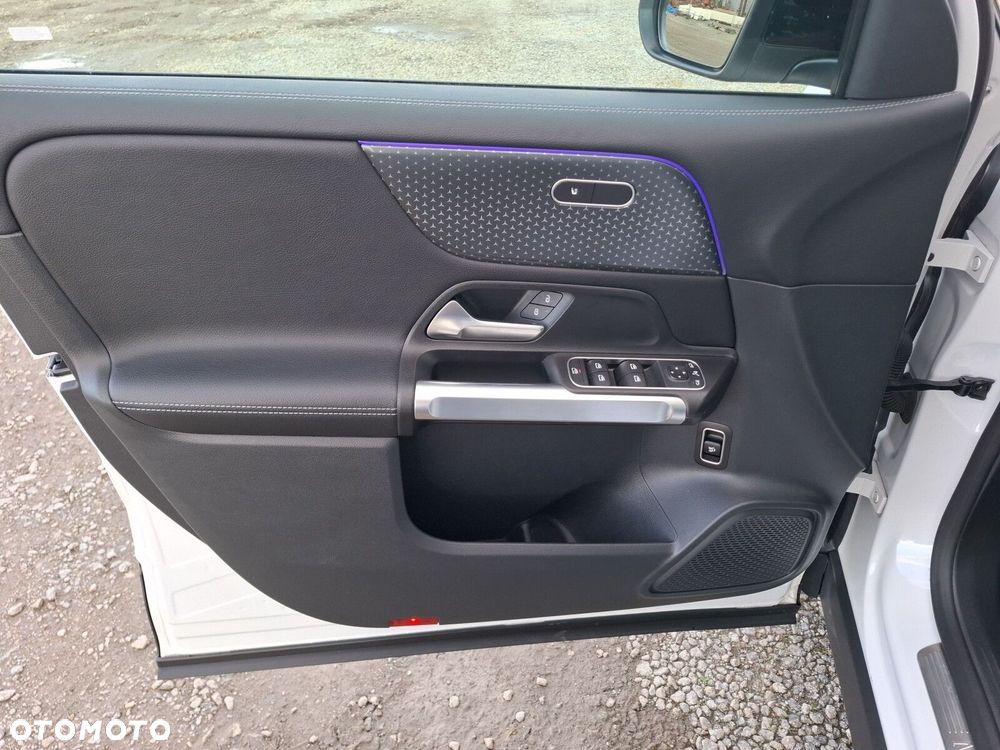 Mercedes-Benz GLB 200 d 4-Matic Progressive 8G-DCT - 16