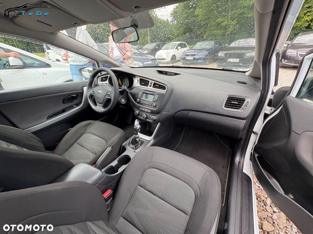 Kia Ceed 1.4 Business Line - 25