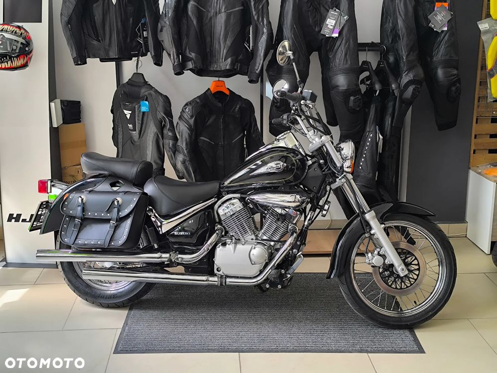 Suzuki Intruder - 2