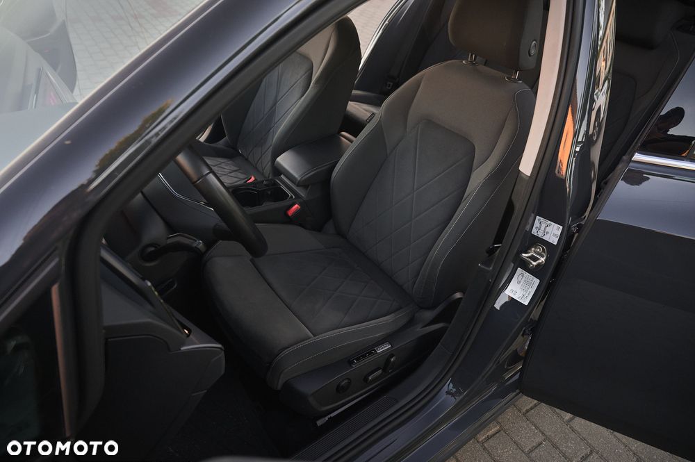 Volkswagen Golf 2.0 TDI Style - 21