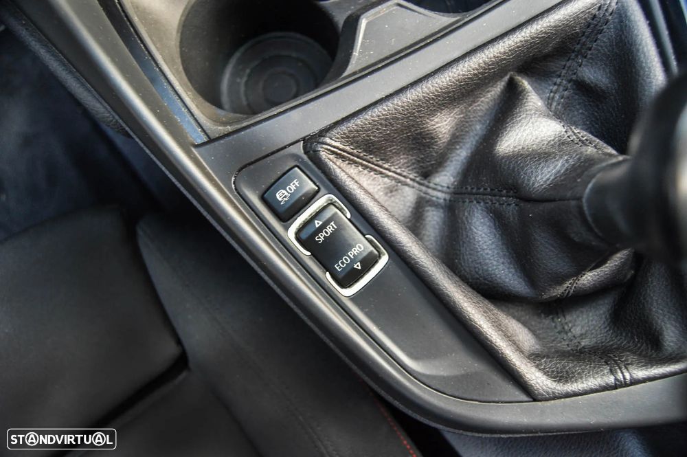 BMW 116 i Line Sport - 11