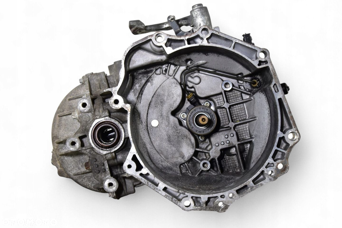 Skrzynia Biegów Manualna OPEL ASTRA J ZAFIRA B 1.6 CDTI 1.7 CDTI M32 - 6