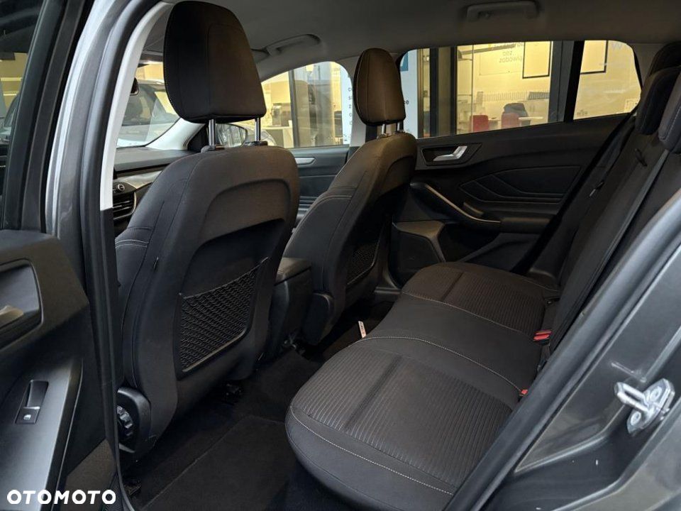 Ford Focus - 14