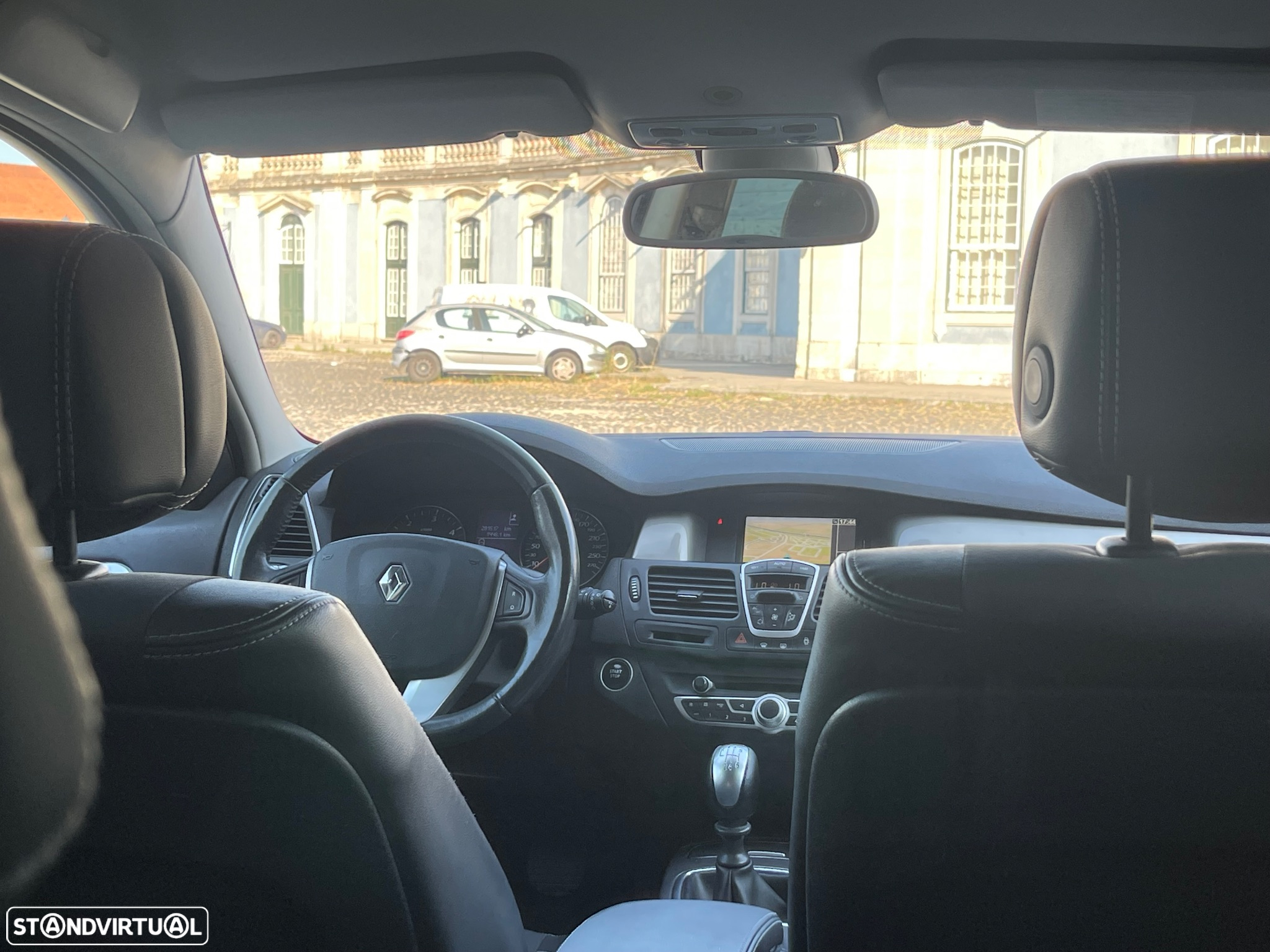 Renault Laguna Break 1.5 dCi Dynamique S - 9