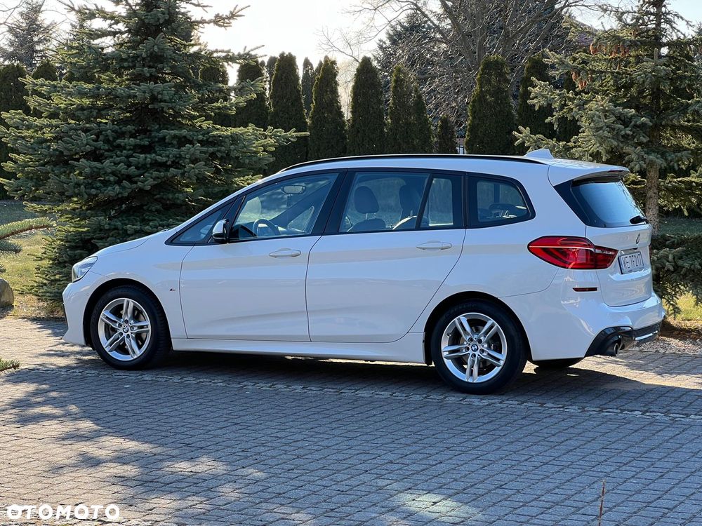 BMW Seria 2 218i M Sport - 11