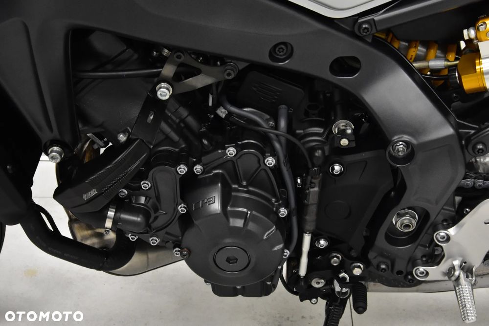 Yamaha MT - 37