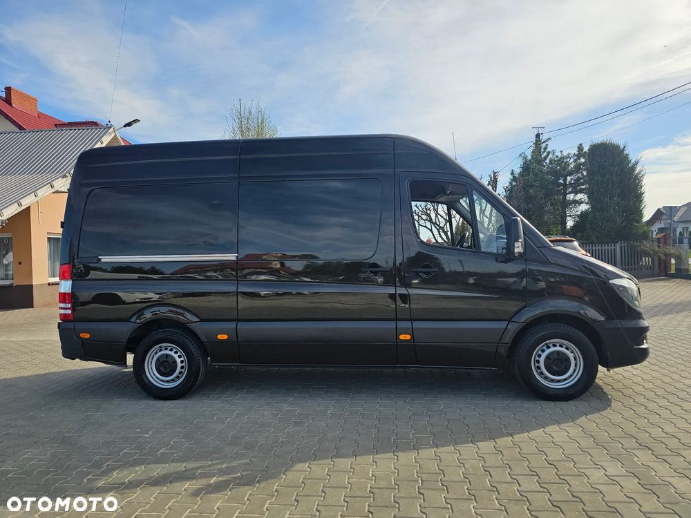 Mercedes-Benz Sprinter - 8