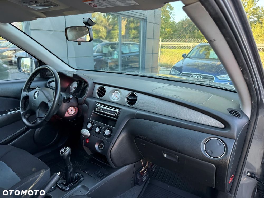 Mitsubishi Outlander 2.0 Comfort - 29
