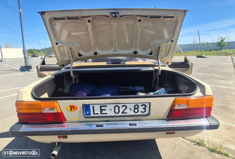 Ford Cortina - 5