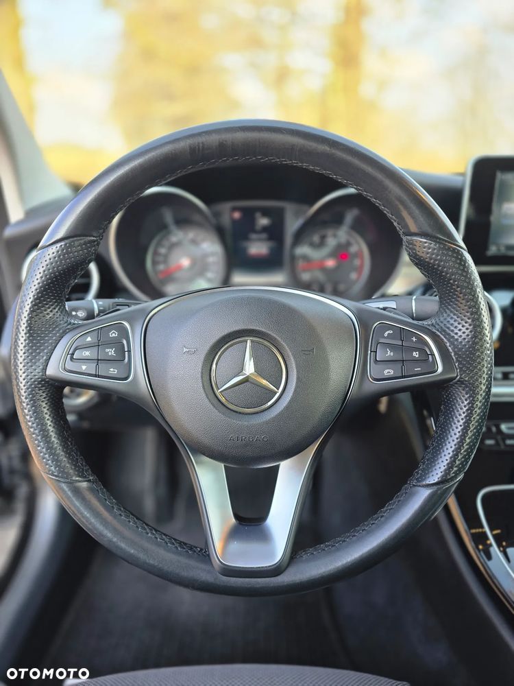 Mercedes-Benz Klasa C 180 7G-TRONIC Avantgarde - 39