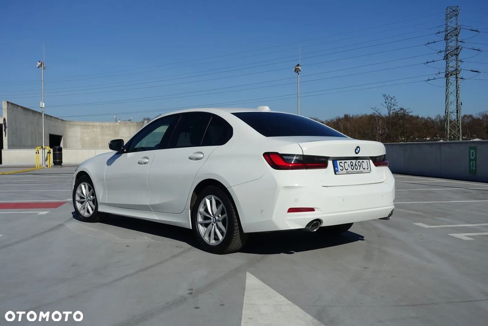 BMW Seria 3 318d - 6