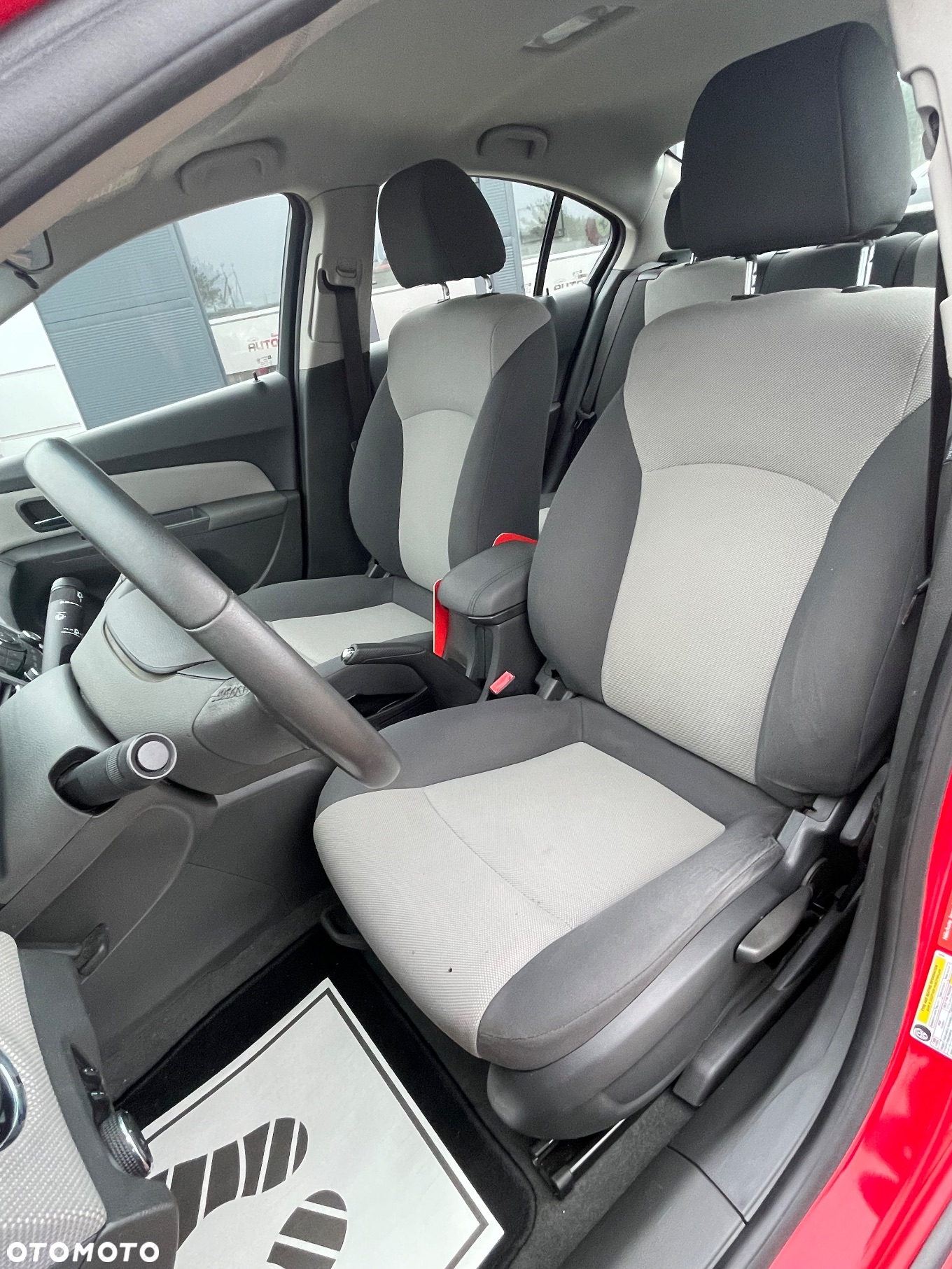 Chevrolet Cruze 1.6 LS - 21