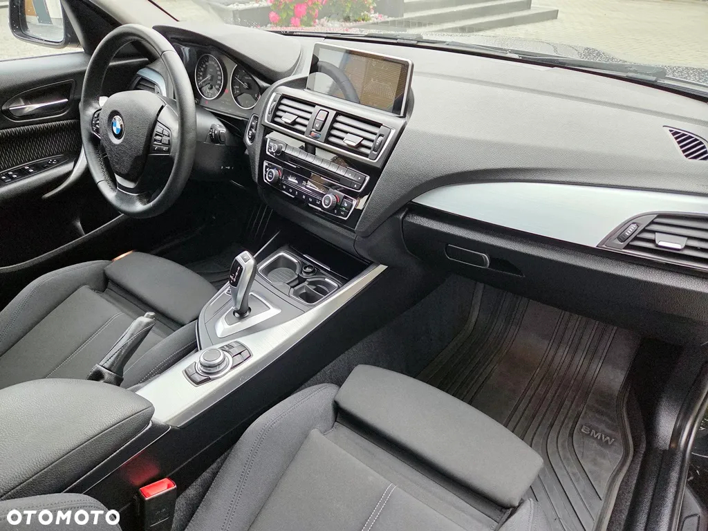 BMW Seria 1 - 22