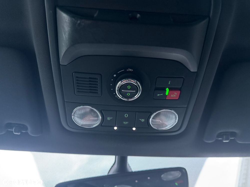 Skoda Octavia Scout 2.0 TDI 4x4 DSG - 33