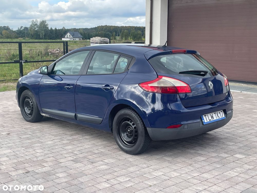 Renault Megane 1.5 dCi Emotion - 4