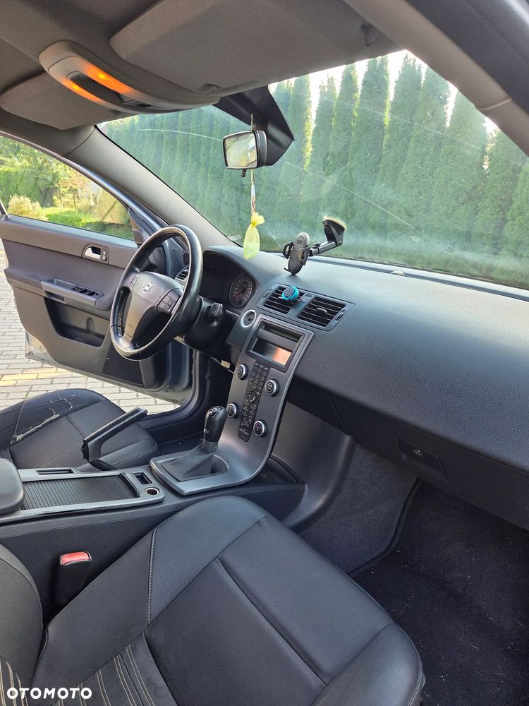 Volvo S40 1.6D - 11