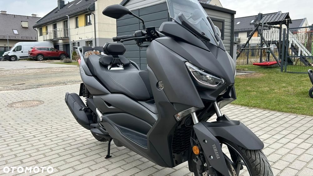 Yamaha X-max - 17