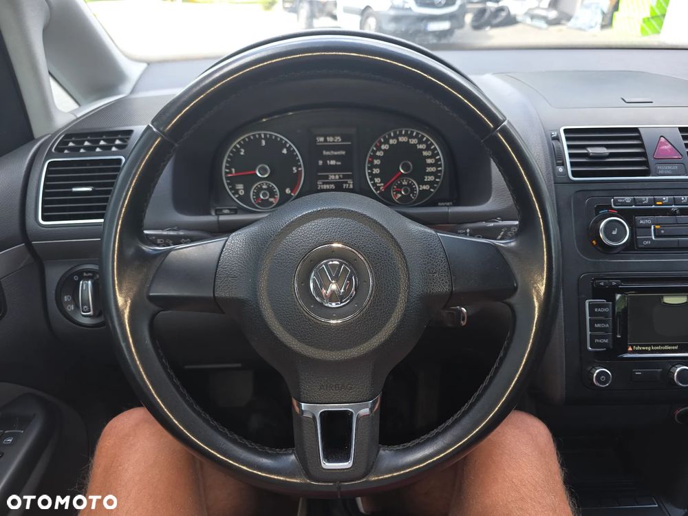 Volkswagen Touran 1.6 TDI DPF Comfortline - 22