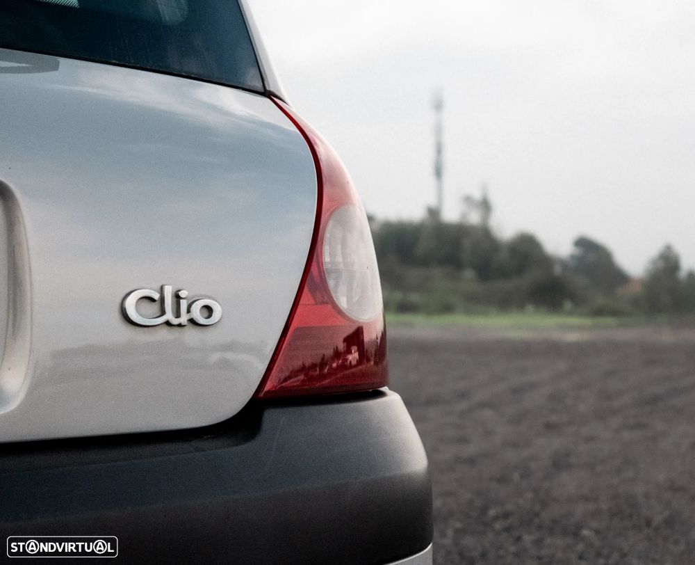 Renault Clio - 6