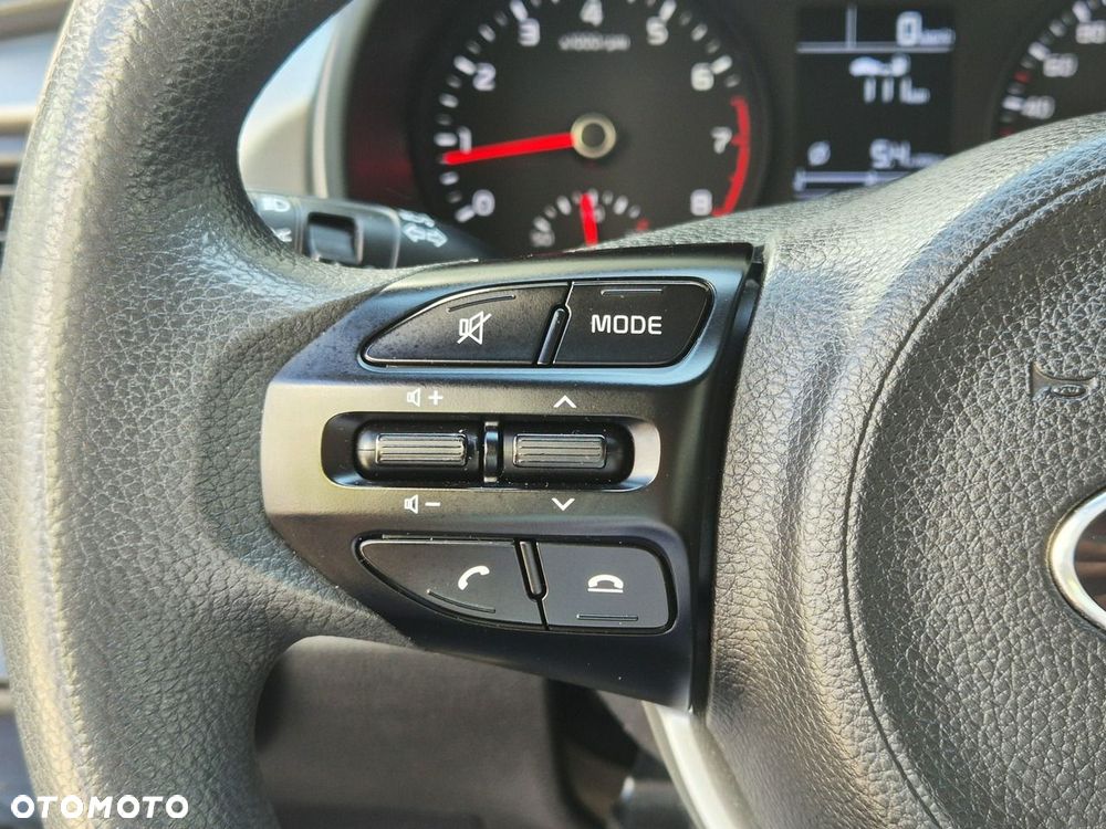 Kia Rio 1.2 M - 17