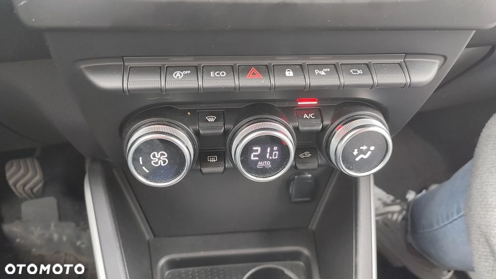 Dacia Duster 1.0 TCe SL Celebration - 10