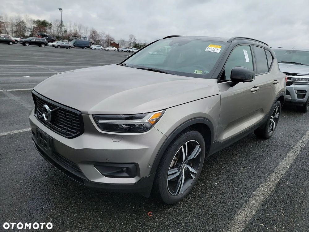 Volvo XC 40 T5 AWD Geartronic R-Design