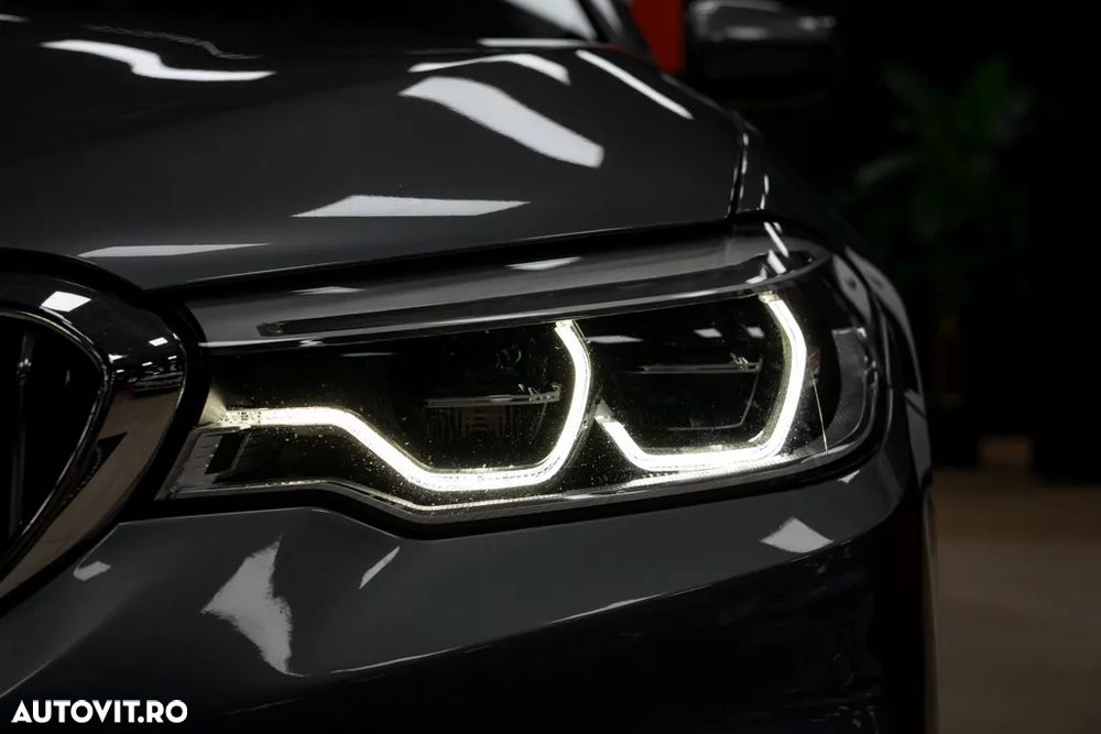 BMW Seria 5 530d xDrive AT - 21