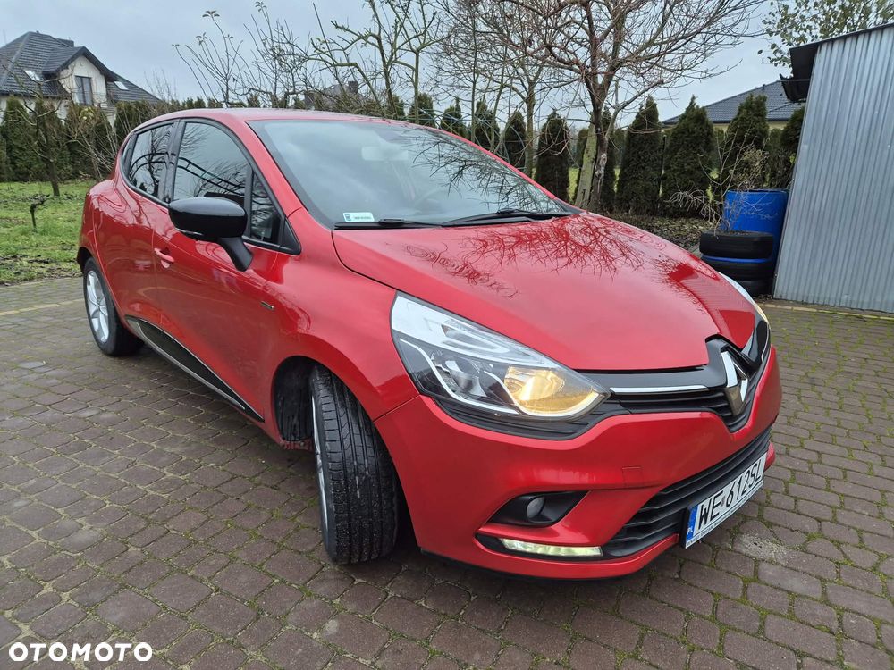 Renault Clio 1.2 16V Limited EU6 - 14